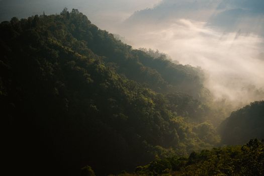 Pantai Tersembunyi yang Pas untuk Pengalaman Slow Travel