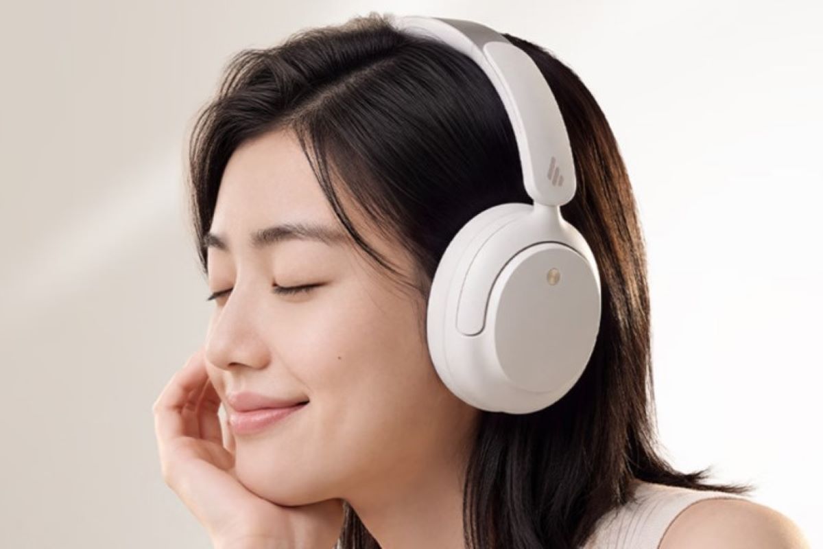 Edifier W800NB: Flagship Over-Ear Nirkabel dengan ANC 50dB dan Baterai 118 Jam
