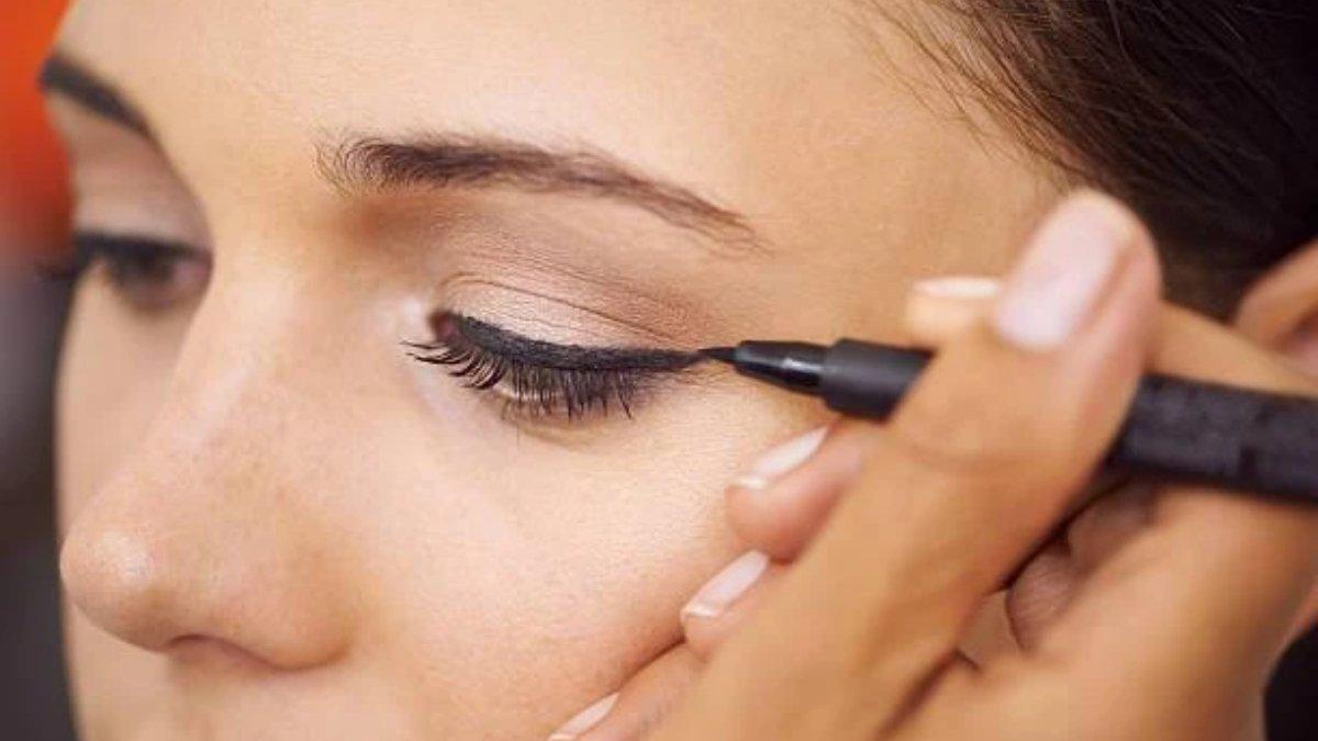 Pilih Eyeliner yang Tepat Sesuai Bentuk Mata Anda