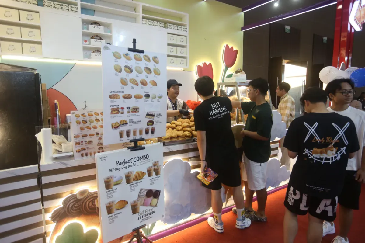 Panduan Lengkap Jajanan Jakarta Fair: Donat Viral, Es Krim Berhadiah, dan Jajanan Nostalgia