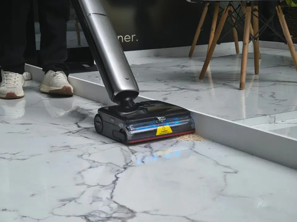 Robot Vacuum dan Wet Cleaner Flagship: Nyaman, Canggih, Otomatis