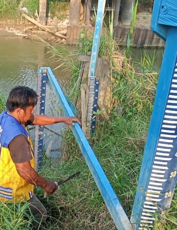 Sungai Surut Ancam Logistik: BBM dan Pangan di Ujung Krisis