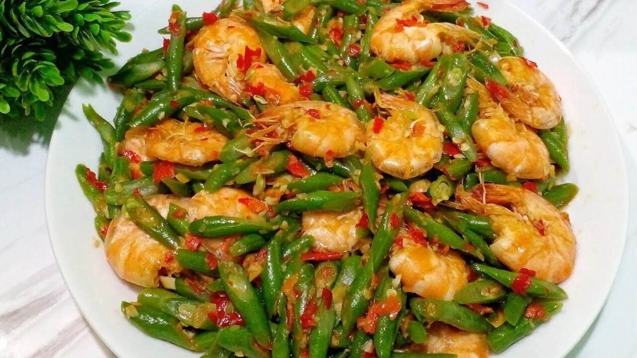 Oseng Bawang Udang dan Tumis Udang Buncis untuk Lauk Harian Praktis