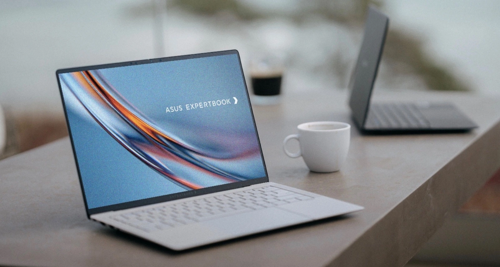 ExpertBook Ultra dan Lima Kategori yang Menggoyang Standar Laptop Bisnis Flagship