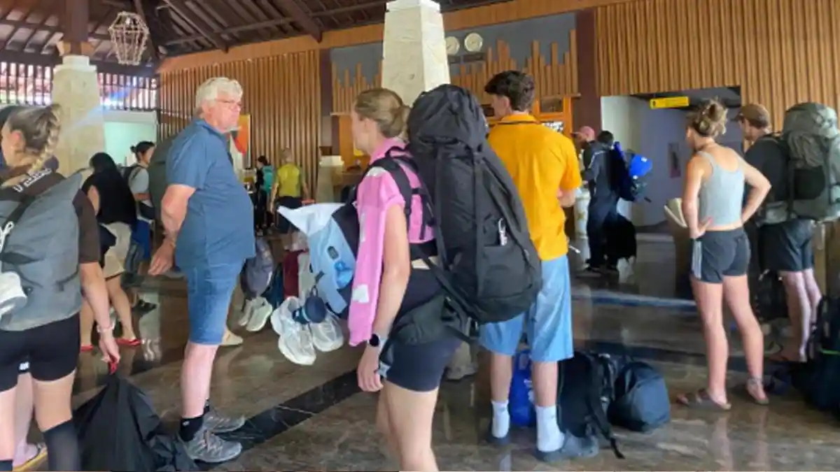 Kawah Ijen Ditutup: Karhutla yang Mengguncang Ekonomi Pariwisata Bondowoso