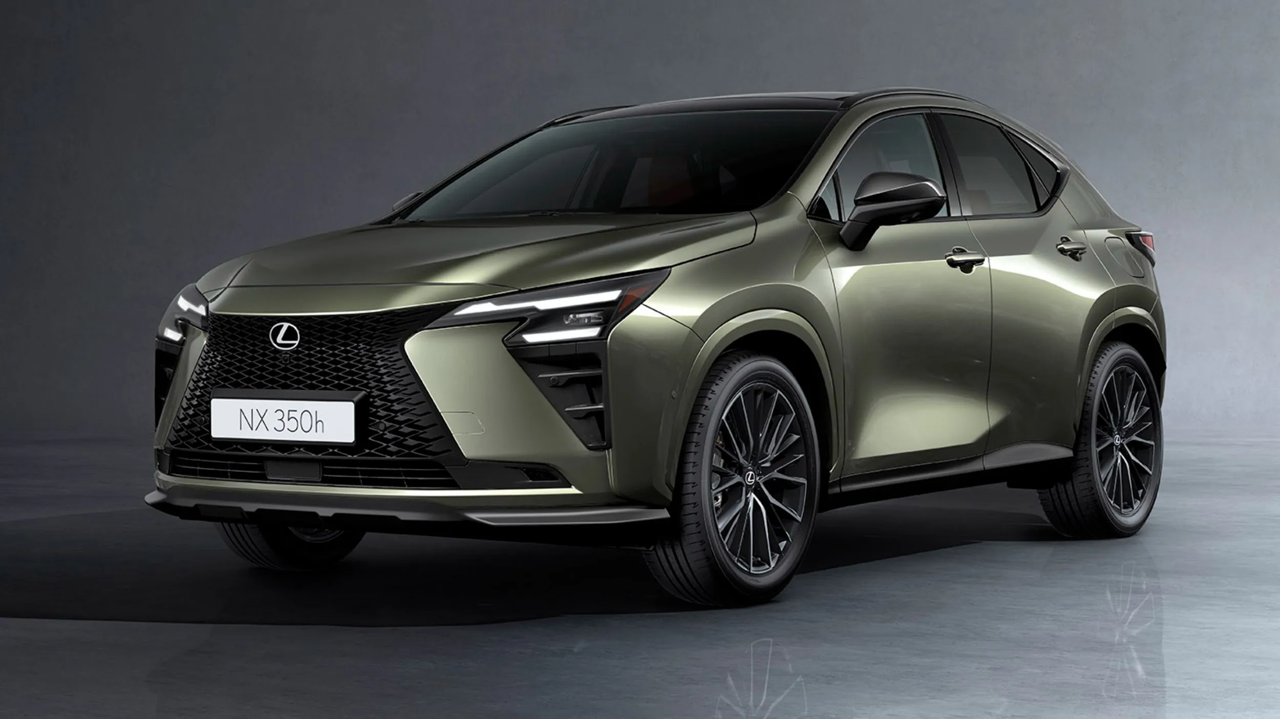 Lexus NX Generasi Terbaru: Hybrid Baru, PHEV 140 km, dan Ambisi SUV Premium