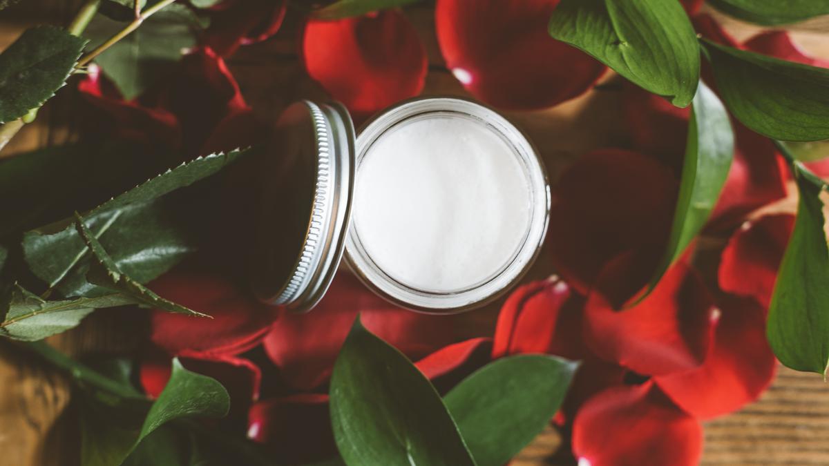 Rahasia Parfum Tahan Lama dengan Body Butter dan Layering