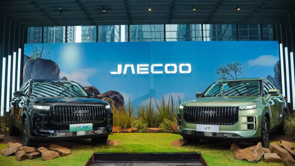 10 Mobil Terbaru yang Wajib Diincar: Dari SUV Listrik hingga Hybrid Canggih