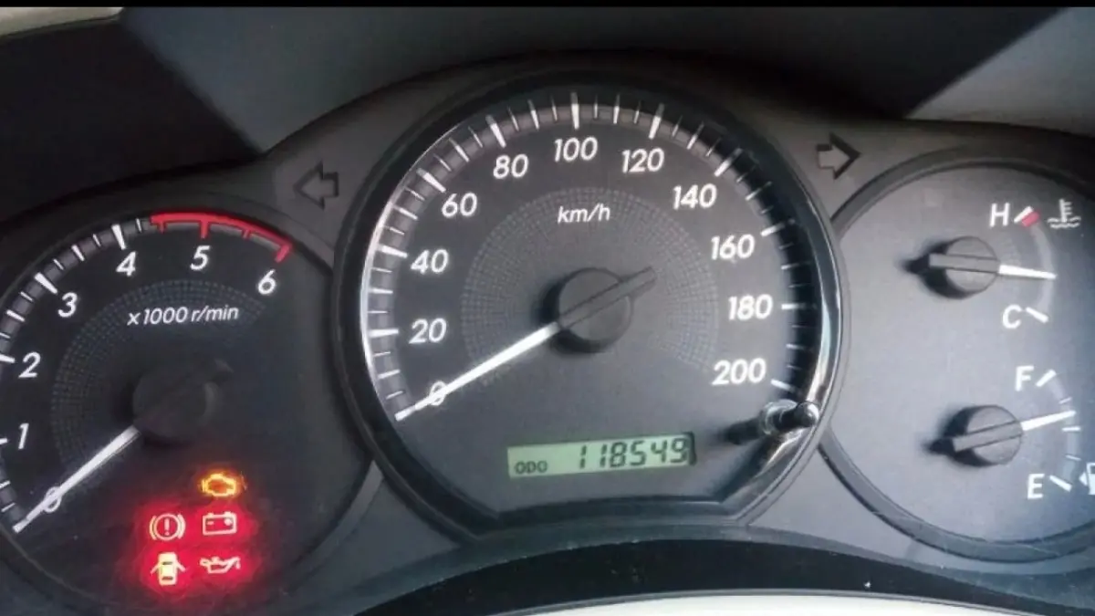 Lampu Check Engine, Suara Aneh, dan Nyentak: Sinyal Awal Mesin Bermasalah