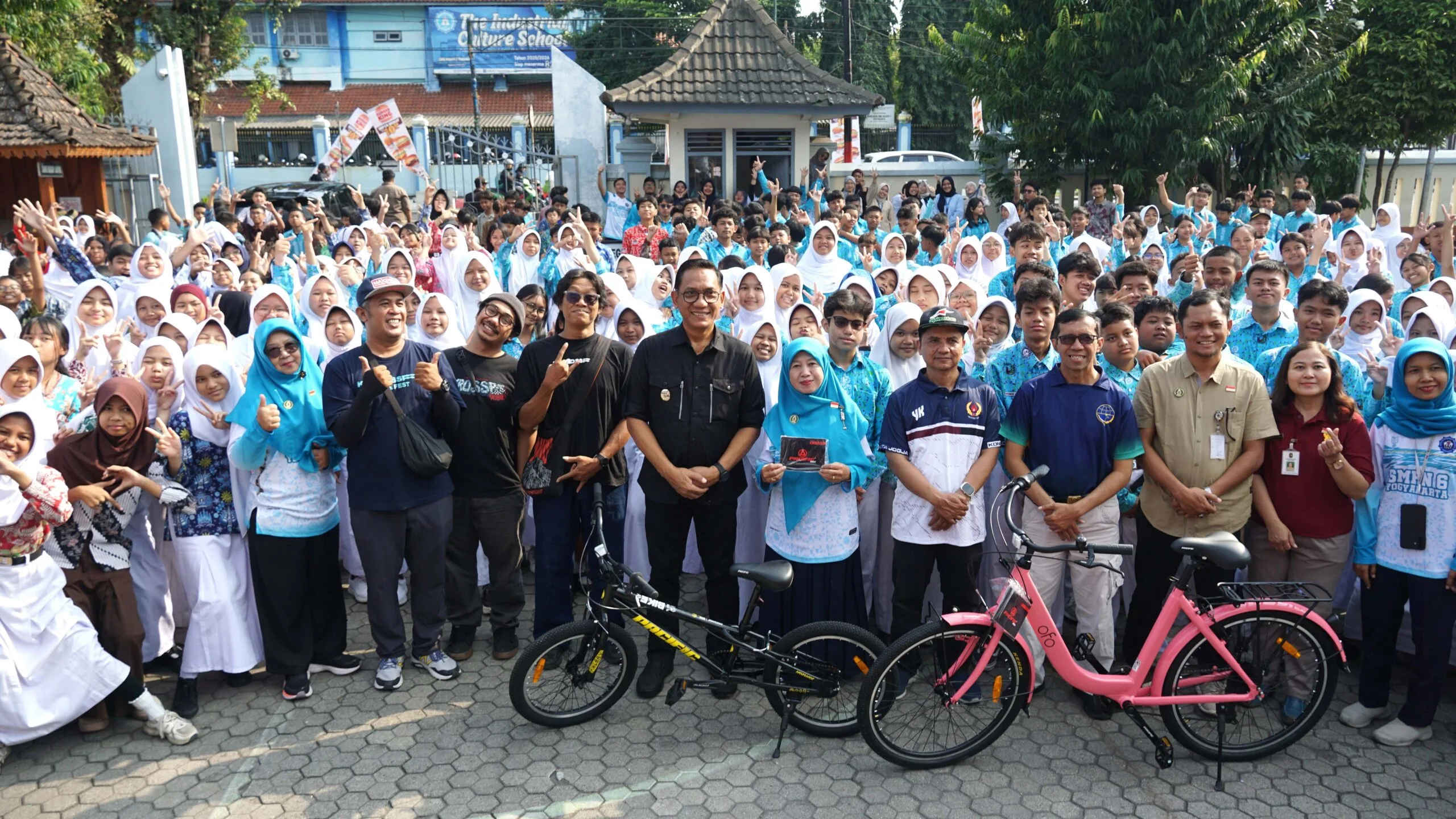 Gowes Komunitas dan Infrastruktur: Resep Sehatkan Jantung Kota
