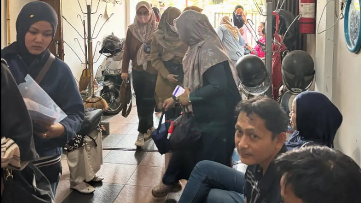 Antrian Bimbel Subuh dan Retaknya Kepercayaan pada Sekolah
