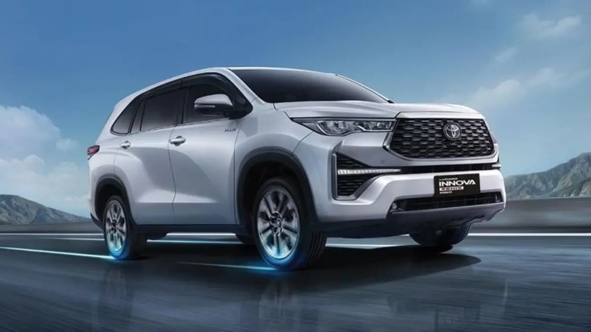 Toyota Innova Zenix Hybrid: Varian G vs Premium, Mana Paling Worth It?
