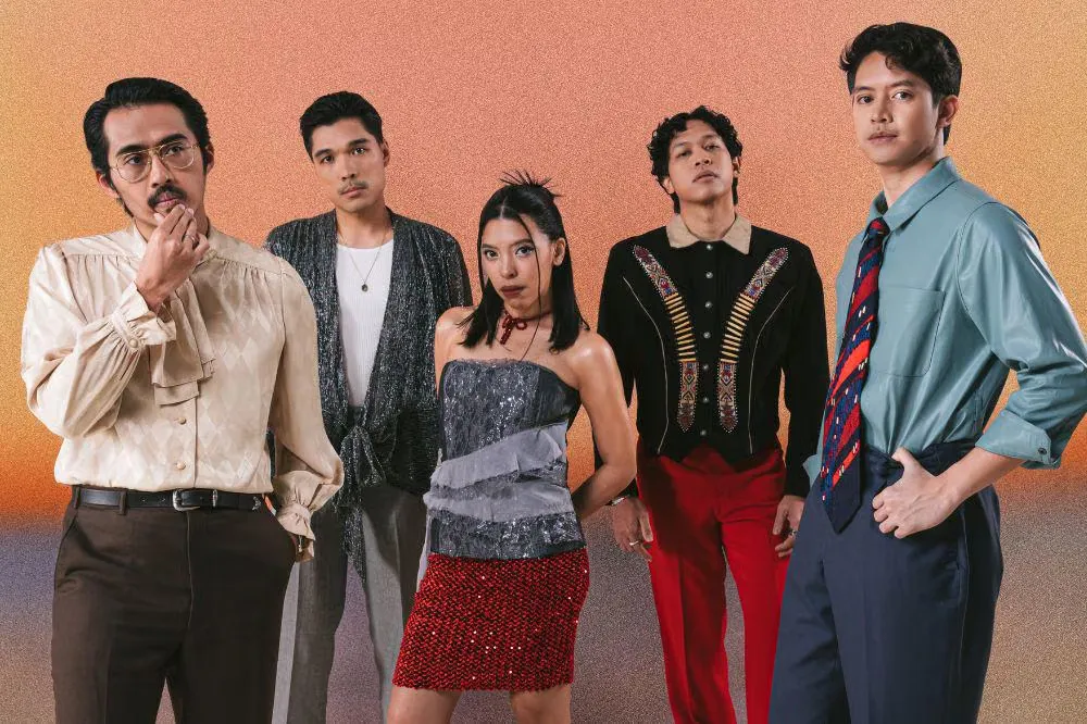 Lomba Sihir Memperpanjang Obrolan Jam 3 Pagi lewat Album Baru dan Konser Ujung Dunia