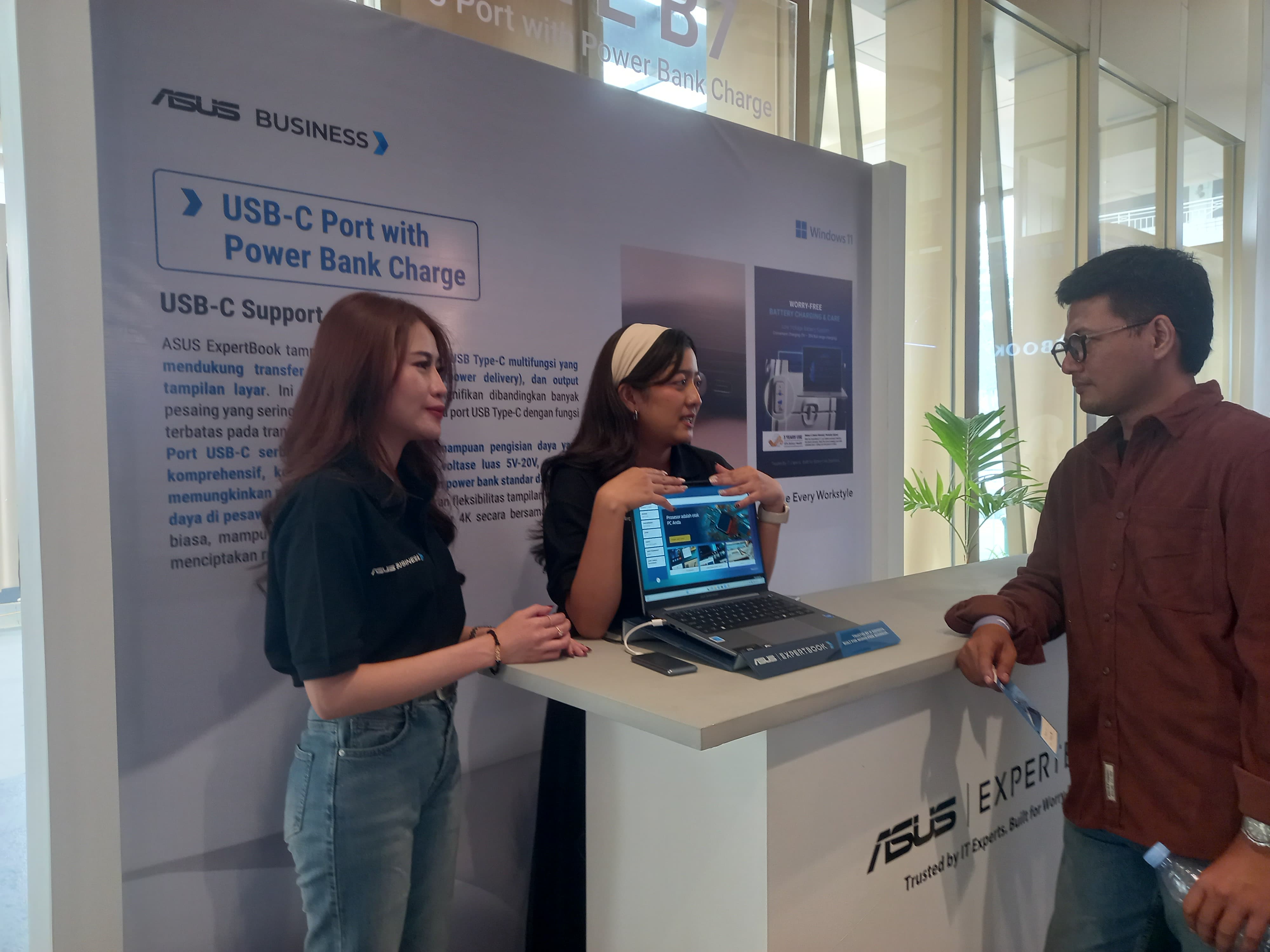 ExpertBook Ultra dan Lima Kategori yang Menggoyang Standar Laptop Bisnis Flagship