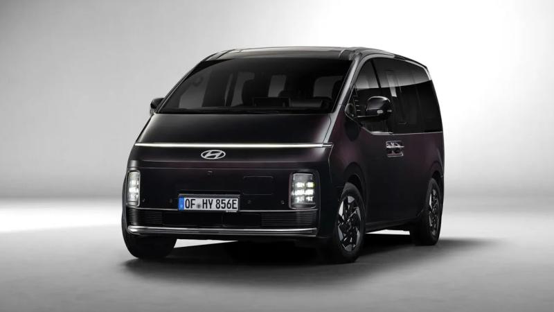 Hyundai Staria Electric: MPV Listrik 9 Penumpang yang Serius