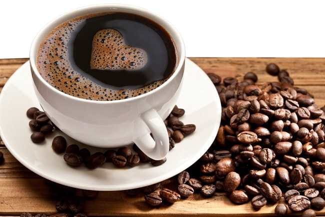 Kopi Hitam Tanpa Gula: Cara Aman Menjaga Gula Darah dan Tulang