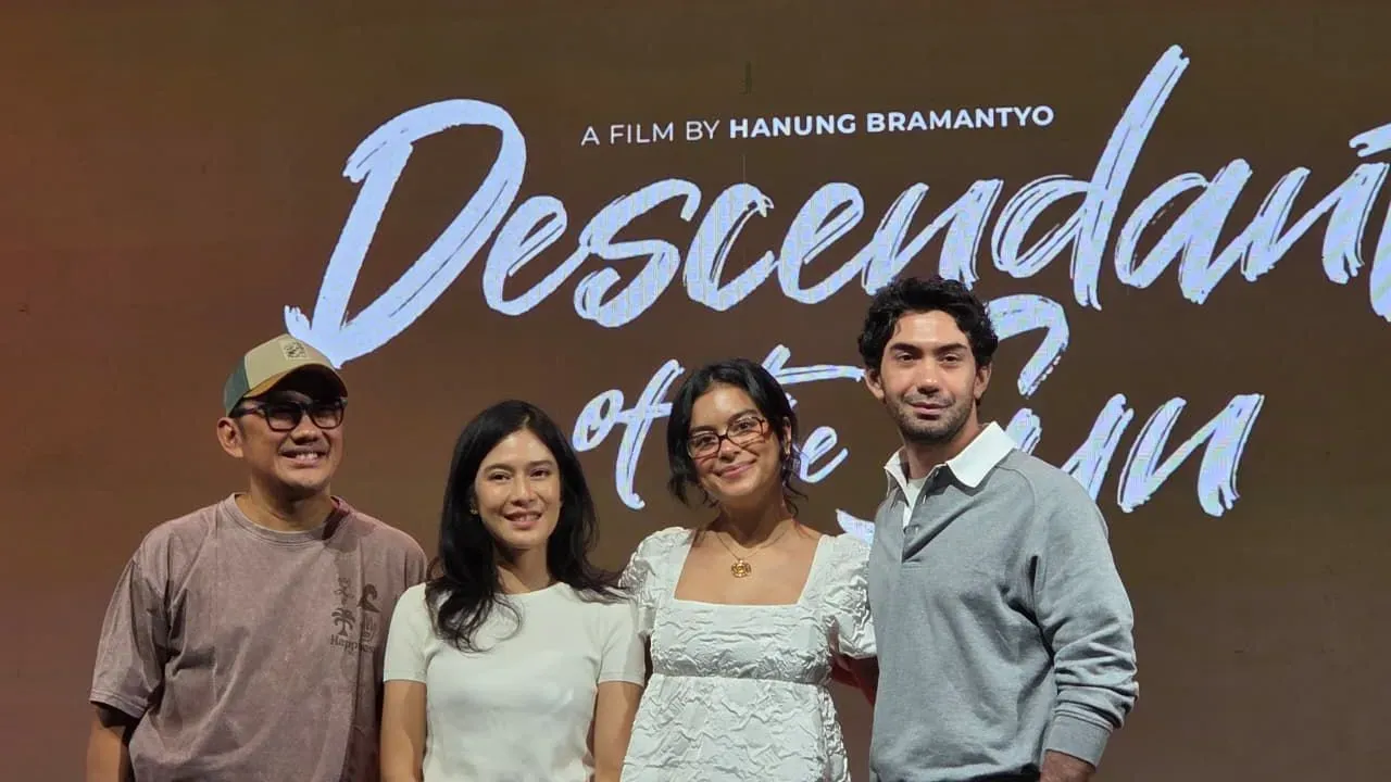 Reza Rahadian dan Dian Sastrowardoyo Pimpin Adaptasi Descendants of the Sun