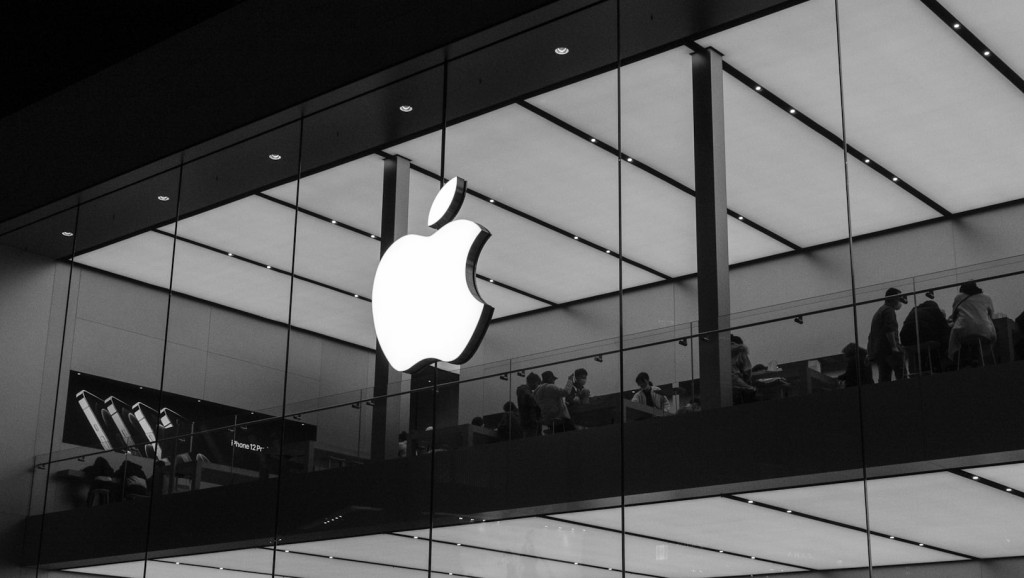 CEO Baru Ubah Strategi App Store: Siapa Untung, Siapa Rugi?