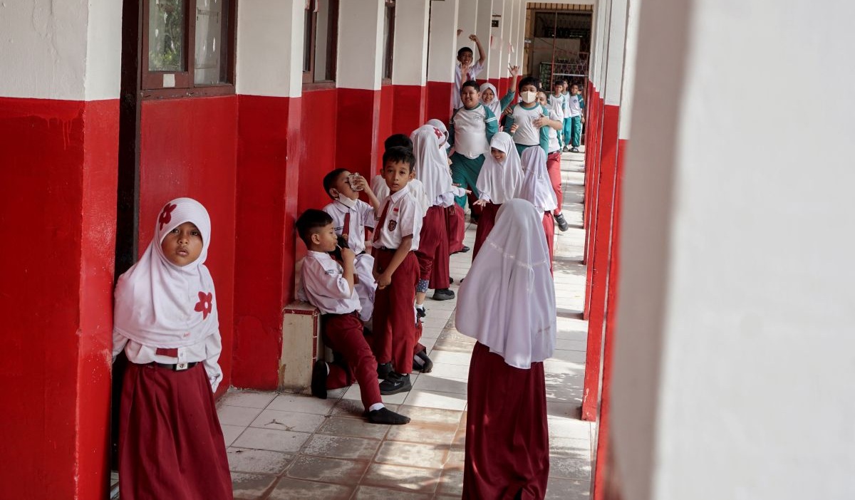 Mengajarkan Anak Bijak Bermedia Sosial Sejak Sekolah