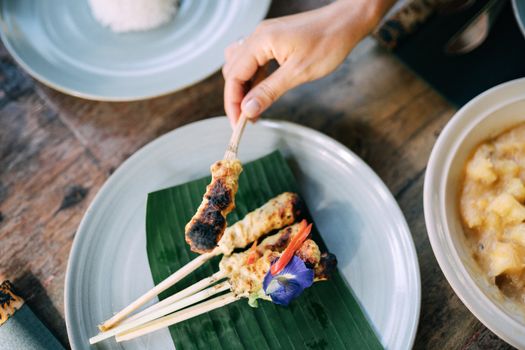 Dari Tempoyak hingga Tauco: Fermentasi Tradisional Jadi Bintang Estetika di Piring Modern