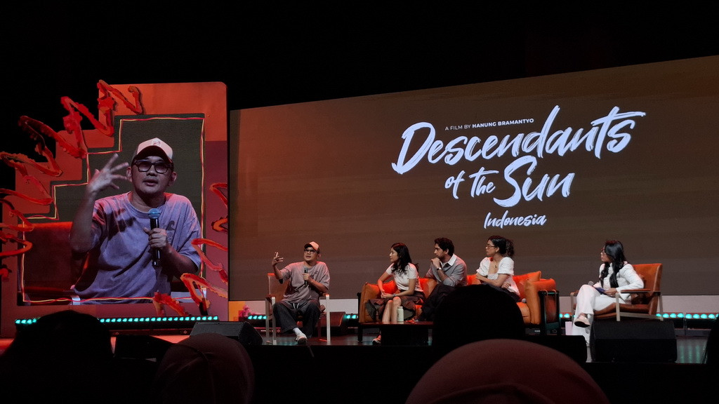 Hanung Bramantyo Adaptasi Descendants of the Sun Versi Layar Lebar