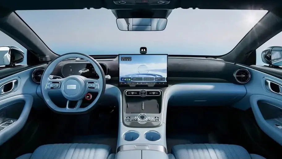 Geely Galaxy TT Sedan Listrik Sporty: 725 km, Harga Mulai Rp1,9 M