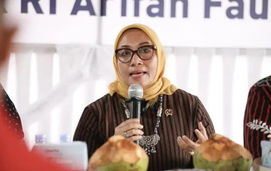 Melindungi Kesehatan Mental Anak di Era Digital Online