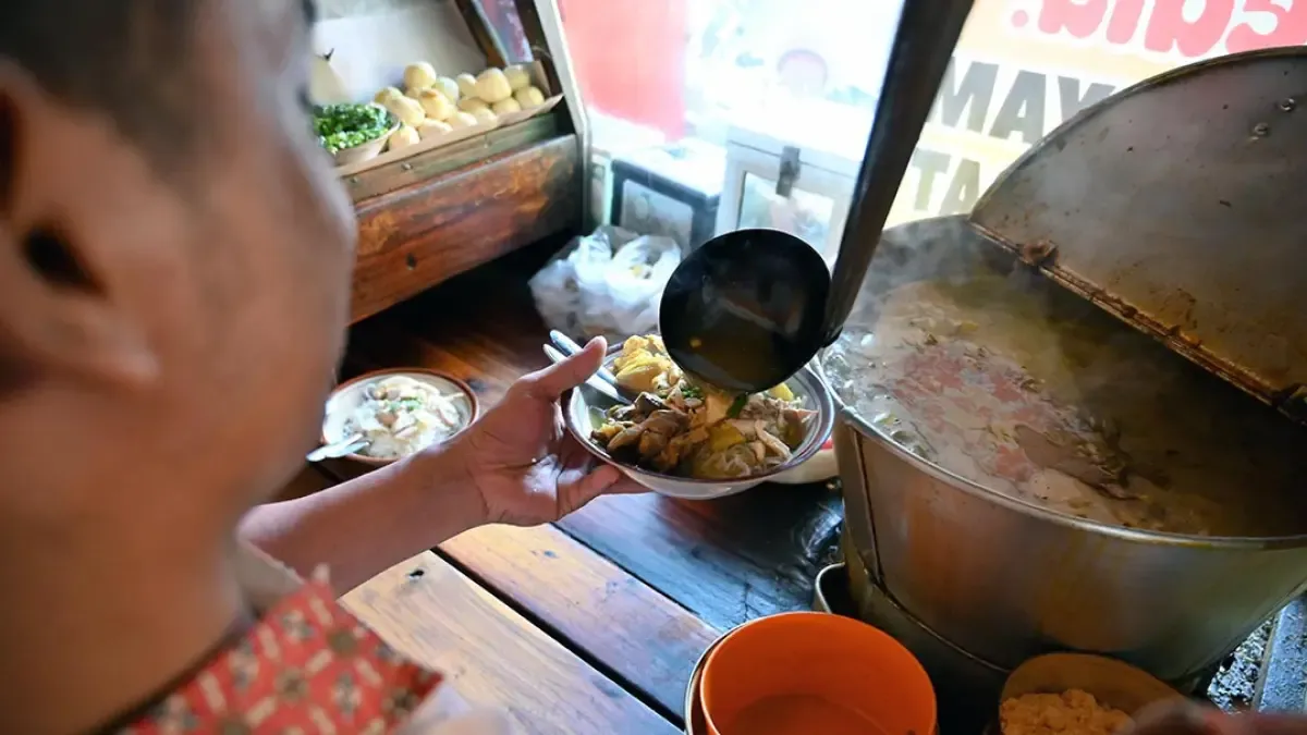 Soto Legendaris yang Bertahan Puluhan Tahun