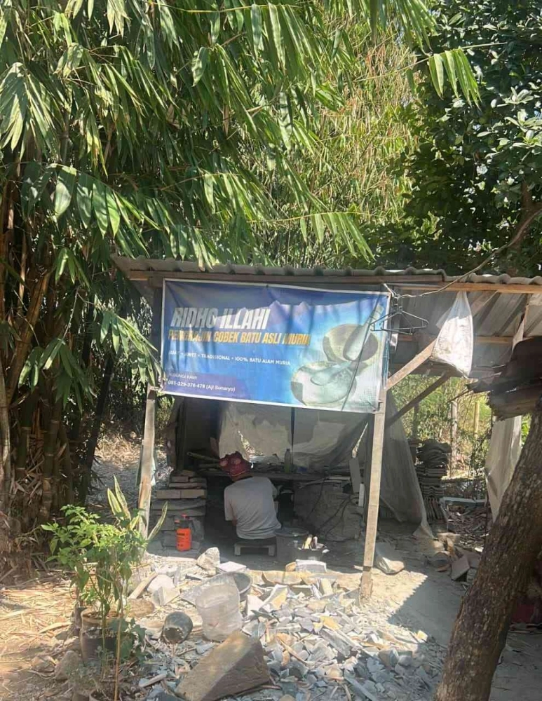 Panduan Lengkap Membedakan Cobek Batu Asli dari Tiruan