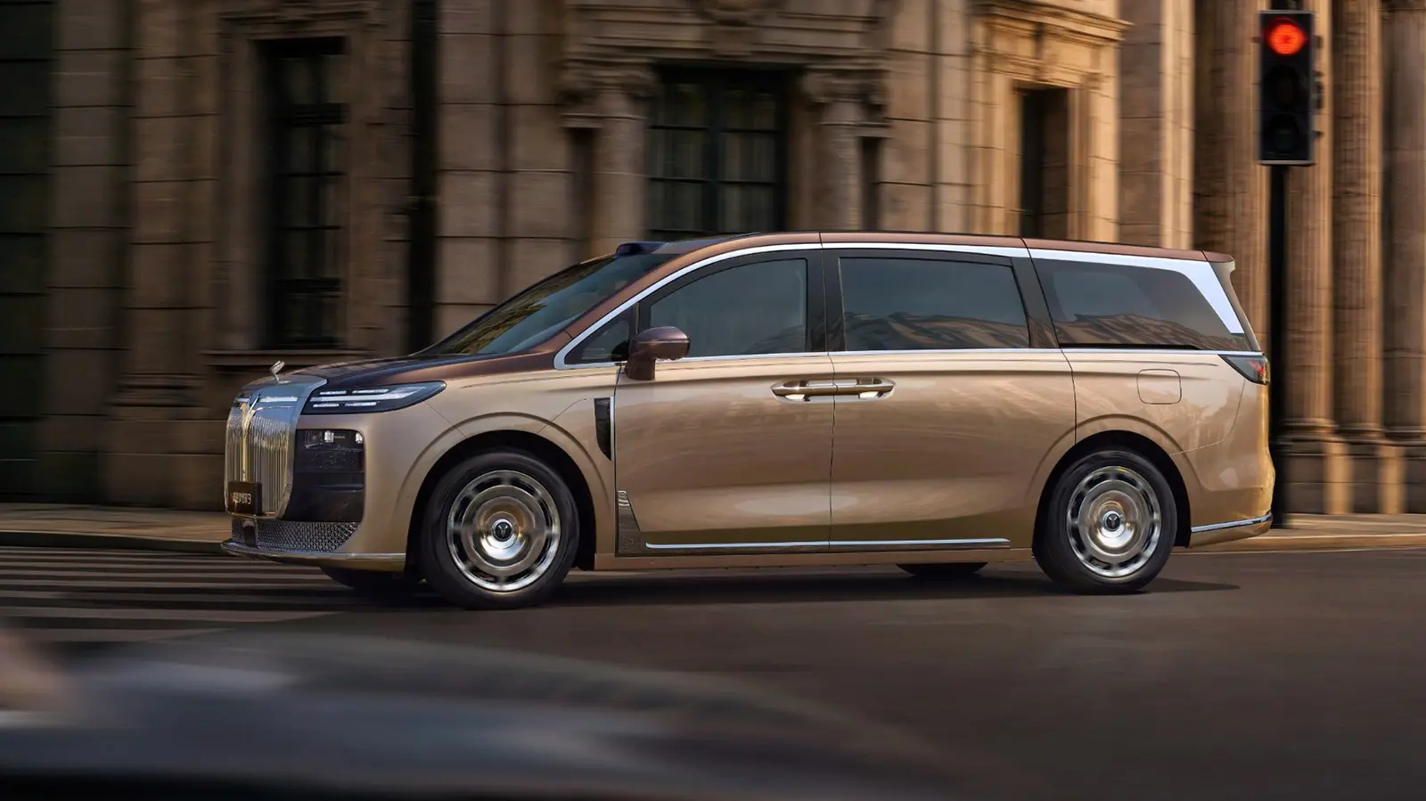 Li Auto Mega Home vs Voyah Dream 9: Pertarungan MPV Listrik Premium untuk Keluarga