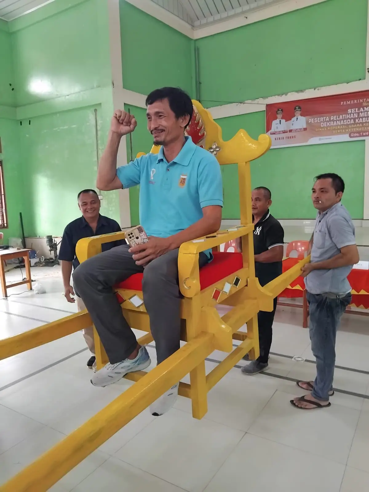 Pelatihan Kursi Pengantin Tradisional Buka Peluang UMKM