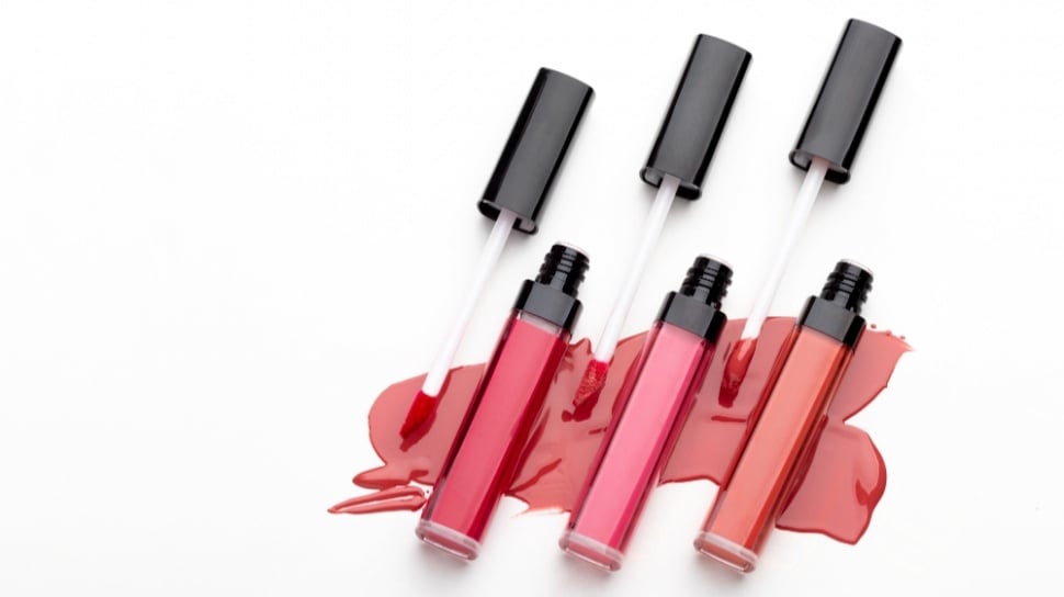Eyeshadow dan Lip Blurring Terbaik di Bawah 100 Ribu untuk Pemula
