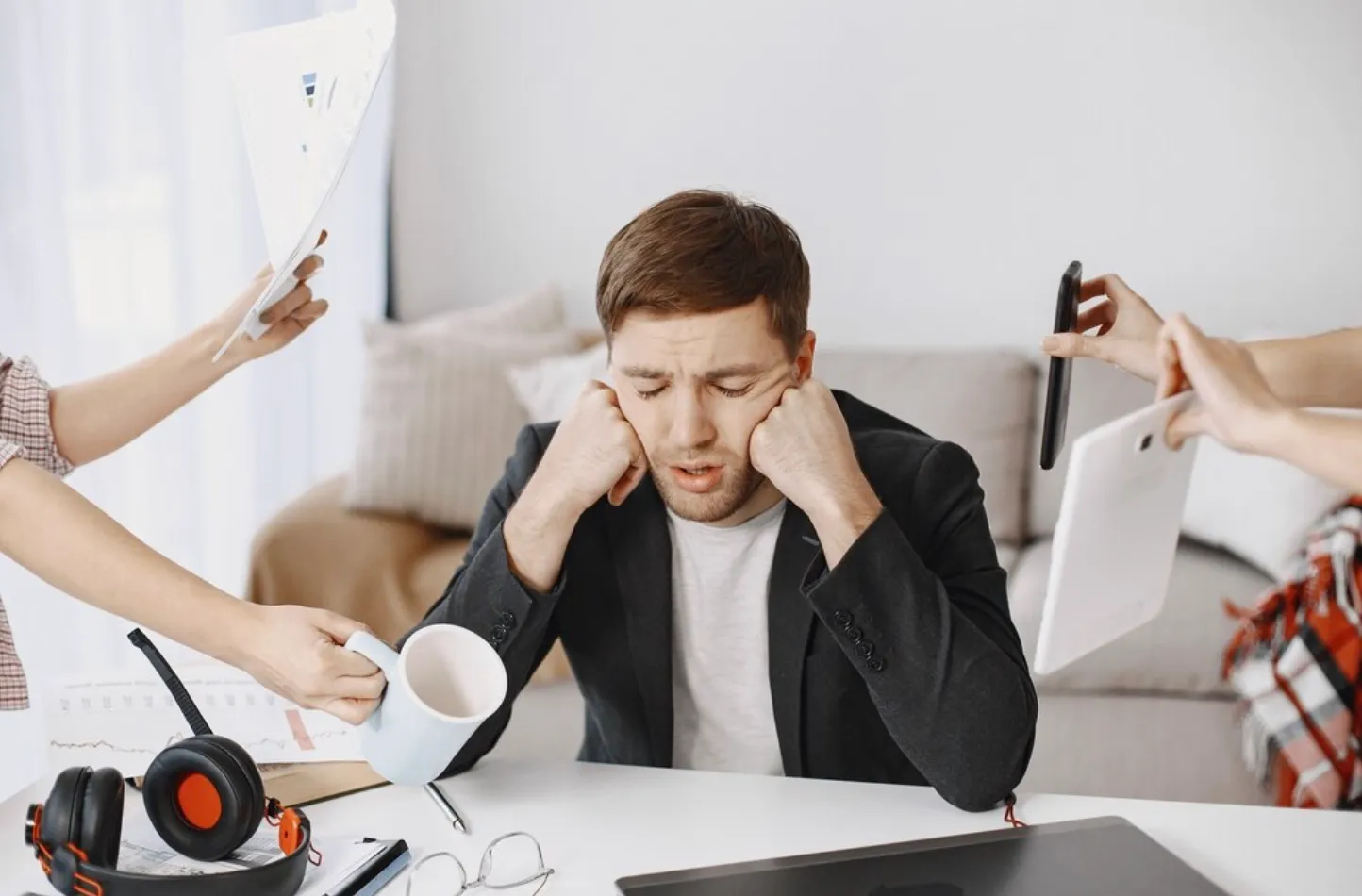 5 Faktor Mengapa Pekerja Rentan Menjadi Korban Perundungan di Kantor