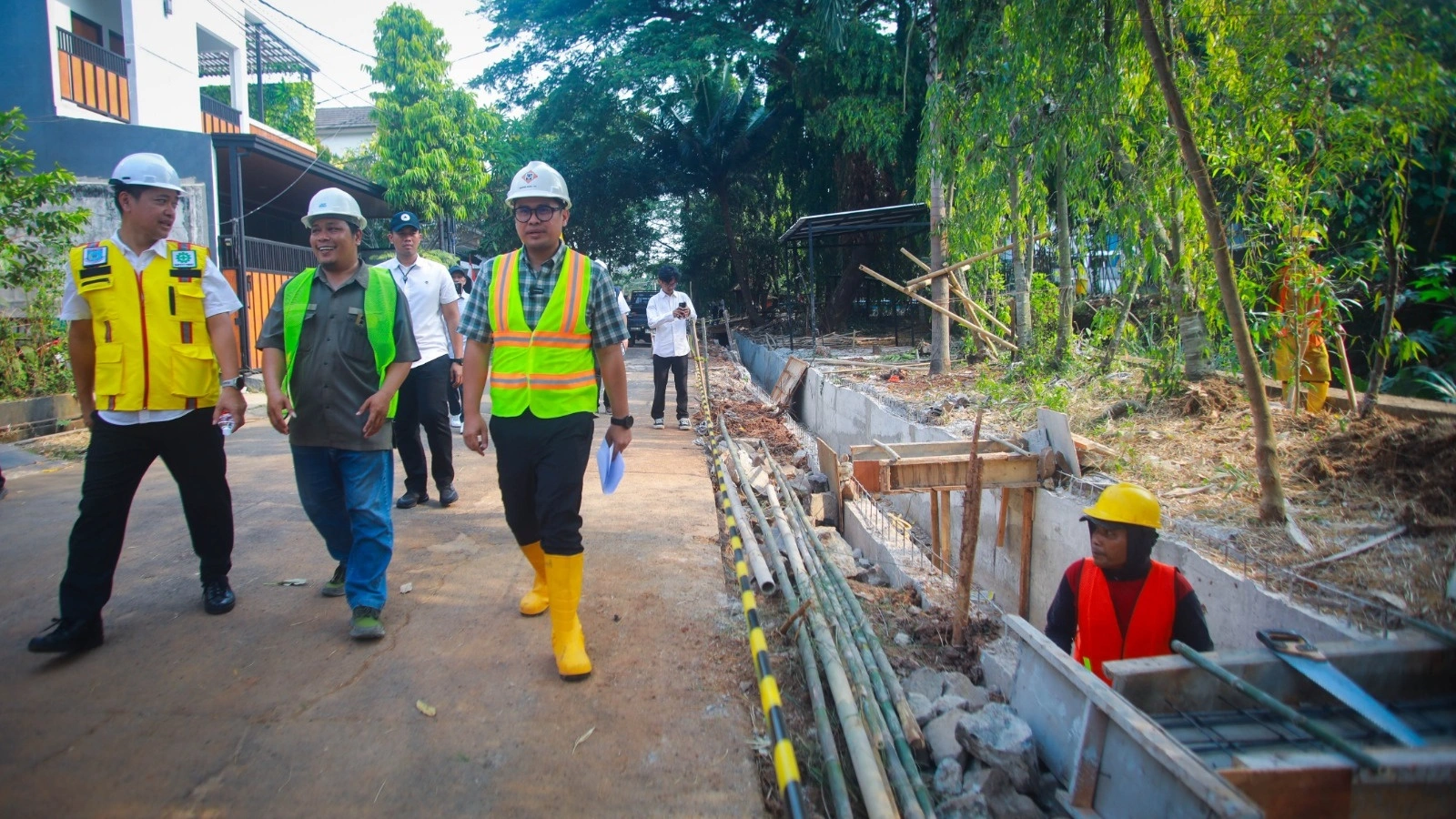 Strategi Komprehensif Pengendalian Banjir Sungai di Perkotaan