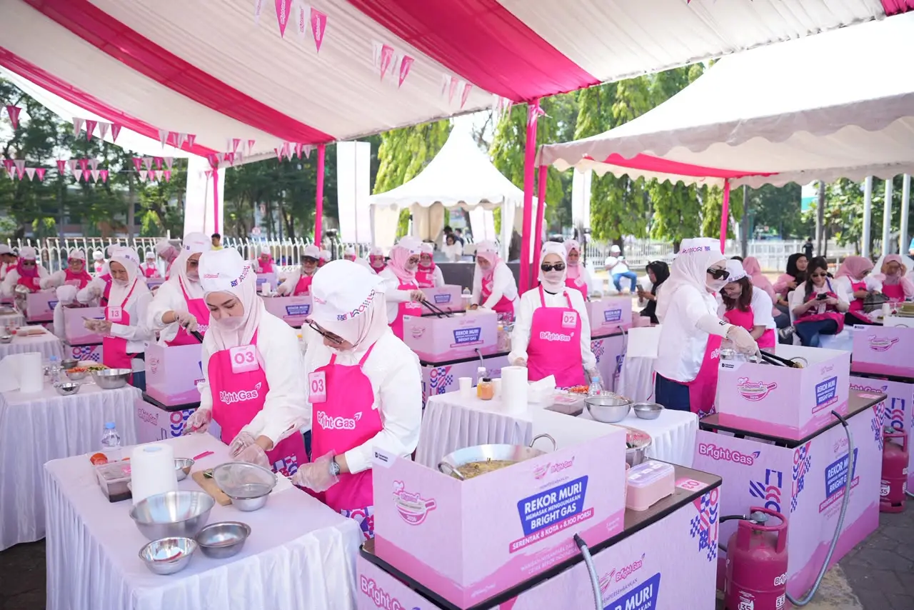 Memasak Serentak di 8 Kota: Strategi Pertamina Raih Rekor MURI