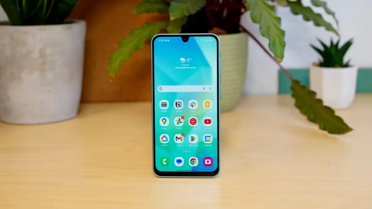 10 HP Samsung Terjangkau Rp1-4 Juta dengan Layar AMOLED dan Baterai 5.000 mAh