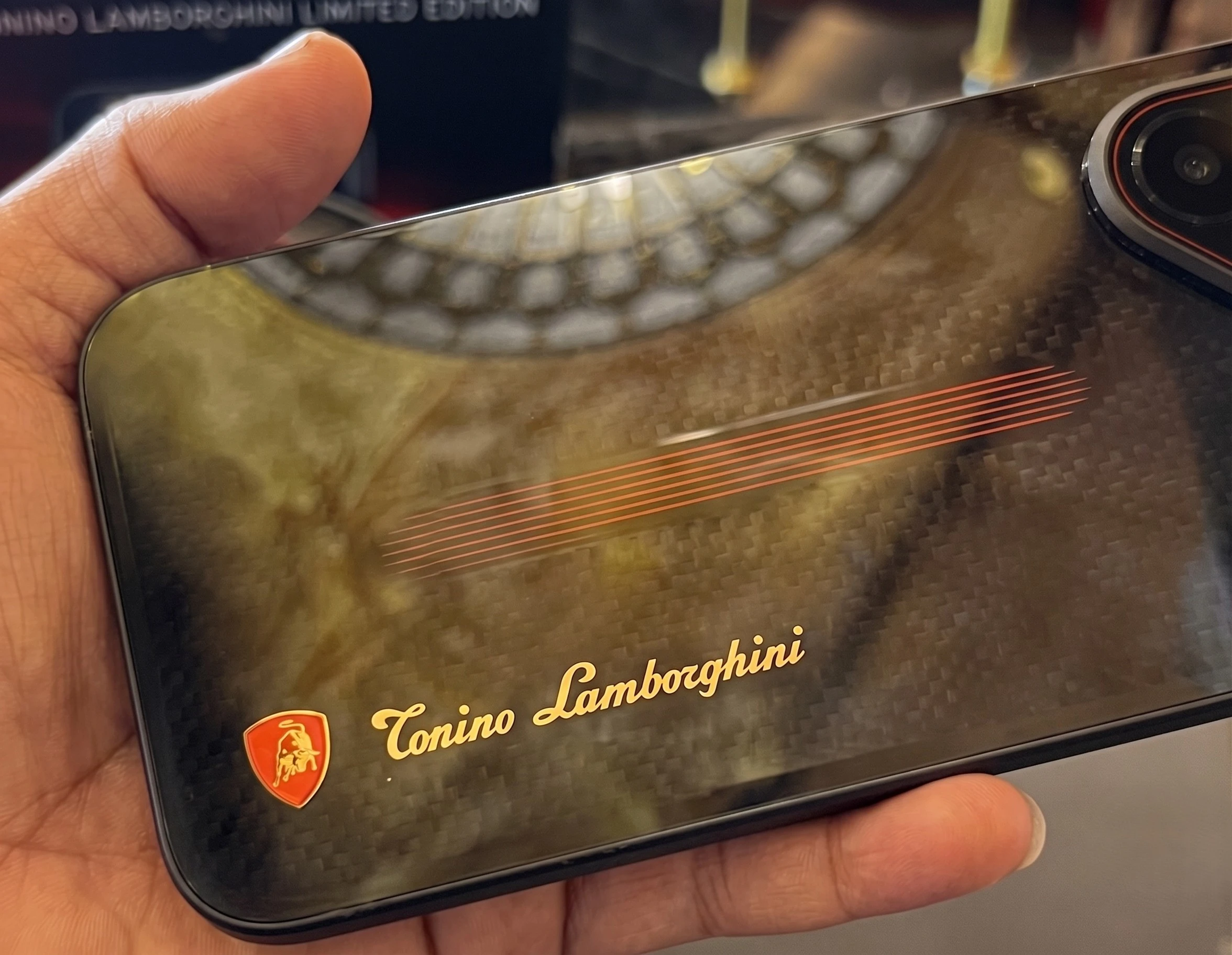 TECNO POVA 8 Pro 5G: Dual Chipset, Sony LYTIA, dan Edisi Tonino Lamborghini