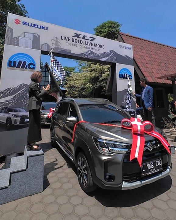 Suzuki XL7 Mulai Diserahkan ke Konsumen, Momentum SUV 7-Penumpang Menguat