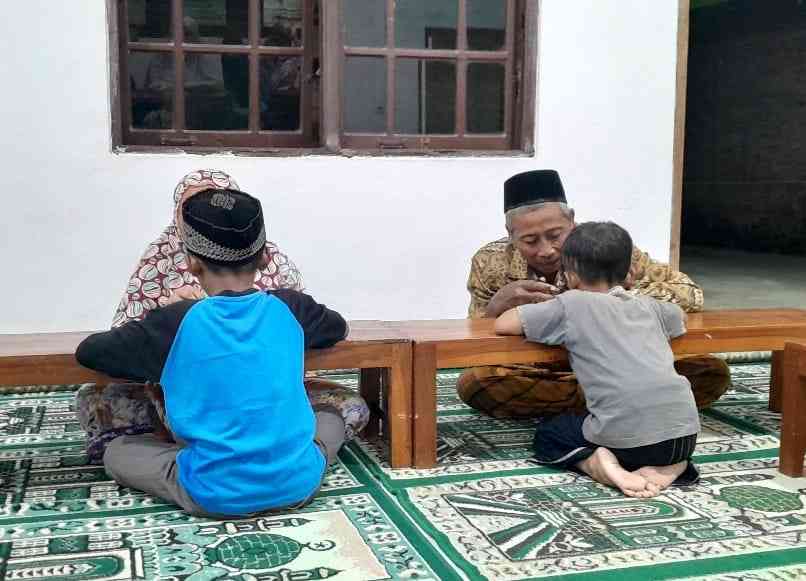 Mahasiswa KKN Buka Program Bahasa Inggris Gratis di PAUD