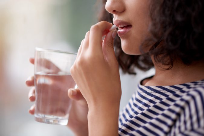 5 Vitamin Esensial untuk Lindungi Pernapasan dan Kulit dari Abu Vulkanik