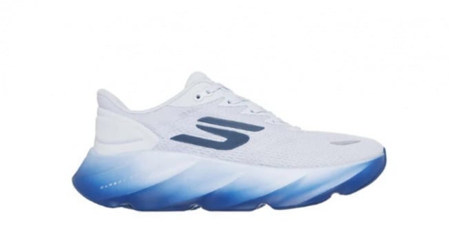 Perbandingan Sepatu Lari PUMA, Skechers, dan ISOPLUS
