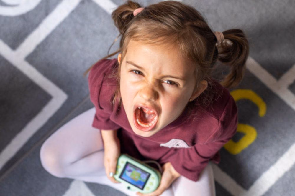Panduan Mengelola Tantrum Anak dengan Validasi Emosi