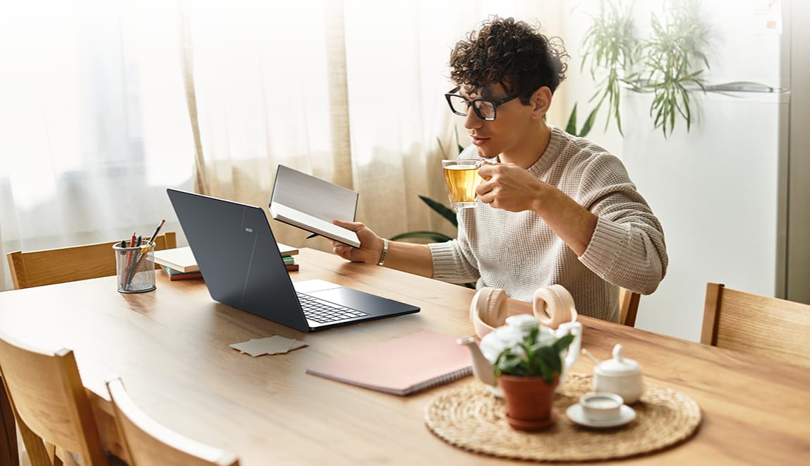 Mini Workstation AI Acer Veriton RI110: OCuLink dan Copilot+ untuk Kreator