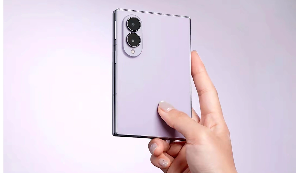 Review Samsung Galaxy Z Fold 8: Ringan, Tipis, Tapi Layak Dibeli?