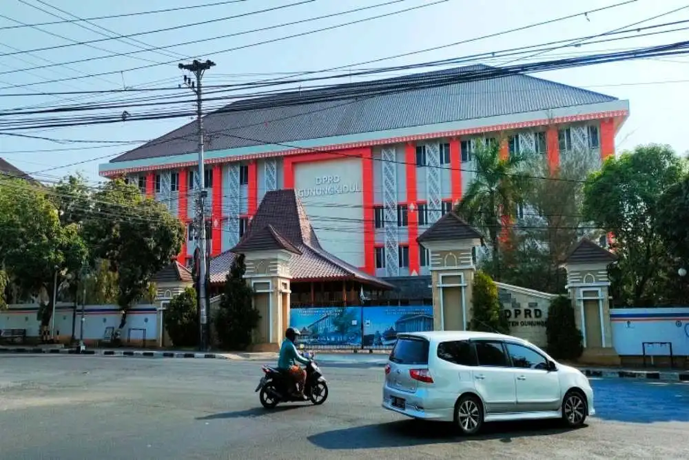 Dewan Daerah Soroti Ketimpangan Infrastruktur dan Mandeknya Layanan Publik