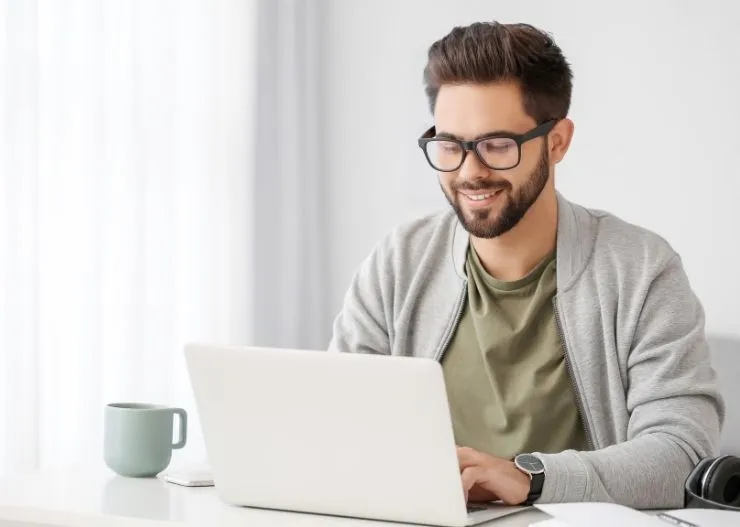 5 Spesifikasi Laptop Kritis untuk Profesional Bisnis