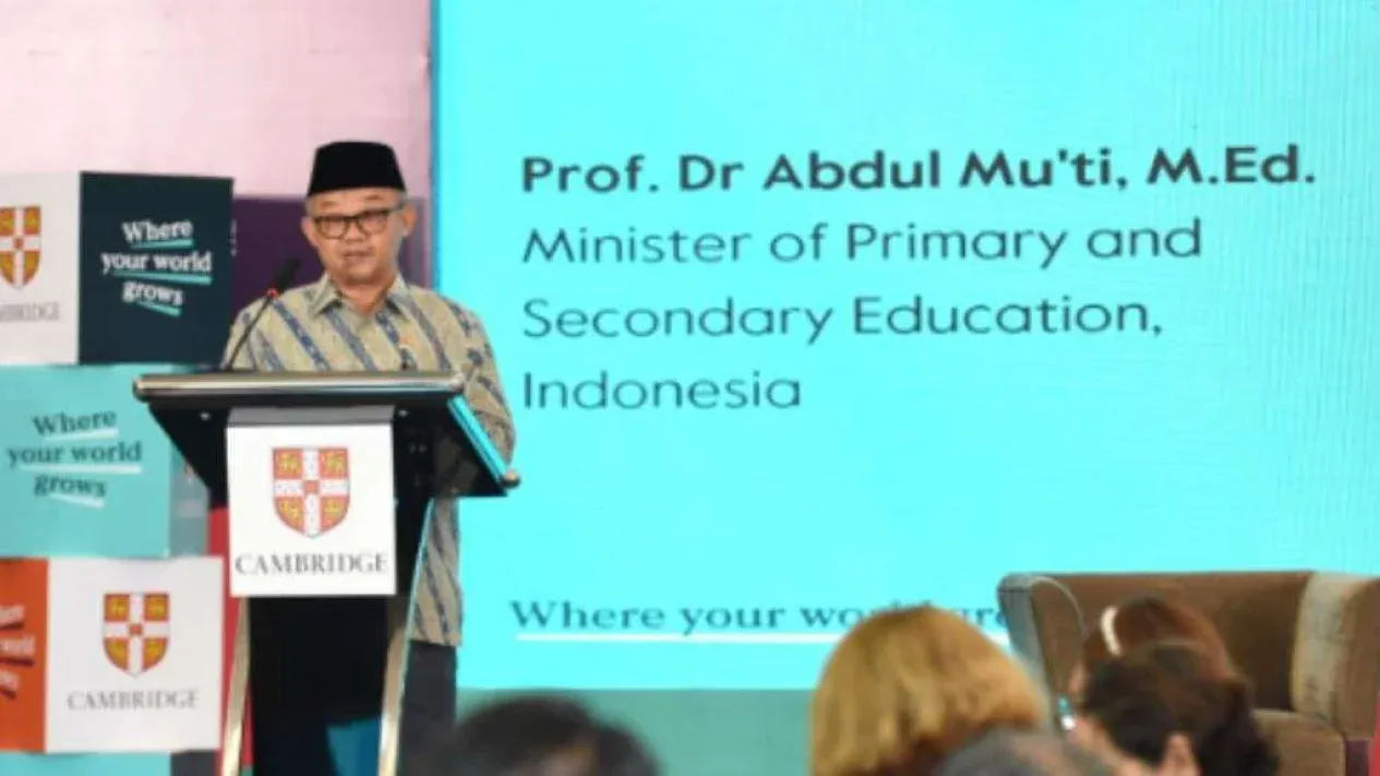 Penghargaan Siswa Berprestasi Naik Kelas: Dari Hadiah ke Jalur Beasiswa