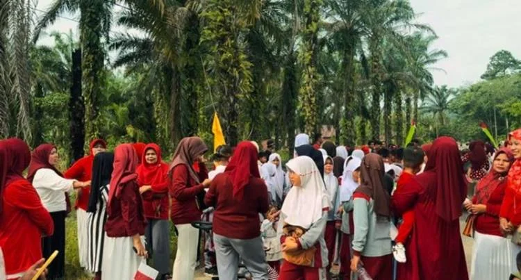 Senam Komunitas Lansia: Menjaga Keseimbangan, Mencegah Jatuh