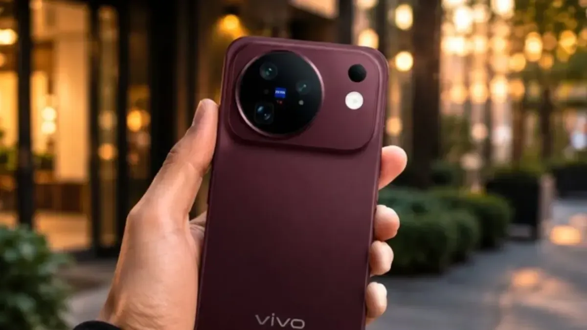 Vivo X500 dengan Baterai 7.500 mAh dan Kamera Periskop: Layak Dibeli?