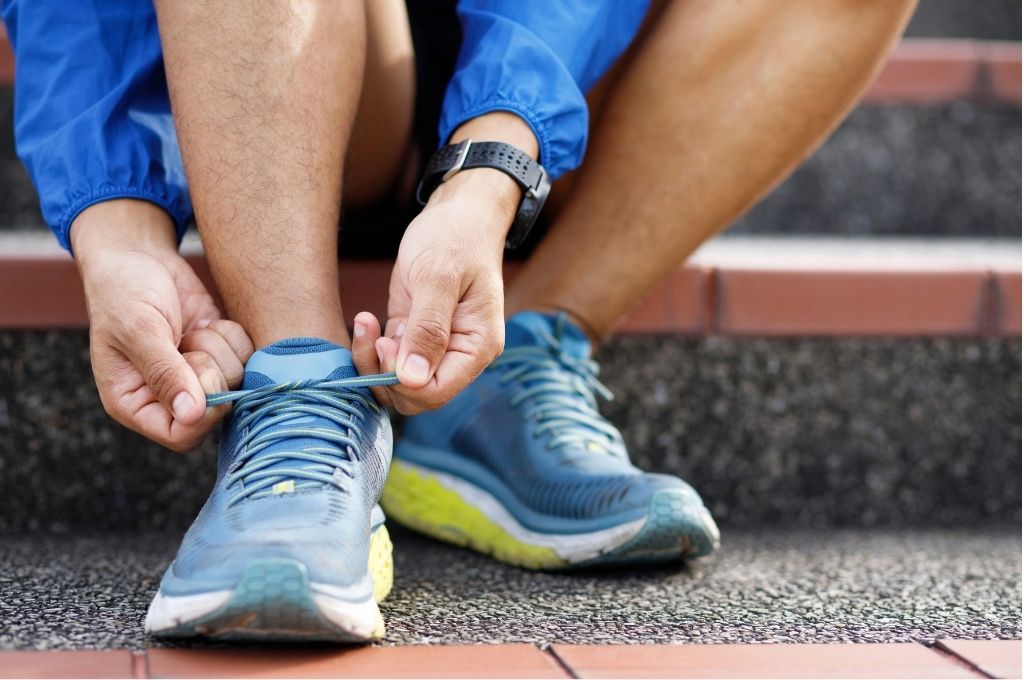 Perbandingan Sepatu Lari PUMA, Skechers, dan ISOPLUS